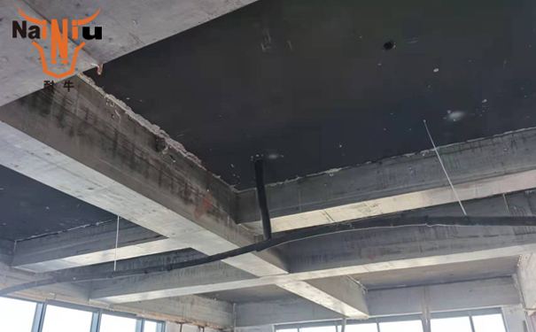 ��ӯVI�ۺ����޲�ɰ���еľ۱�ϩ��ά